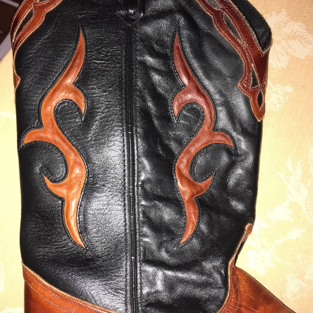 Vintage Dingo Two-Tone Leather Cowboy Boots - Picture 4 of 9